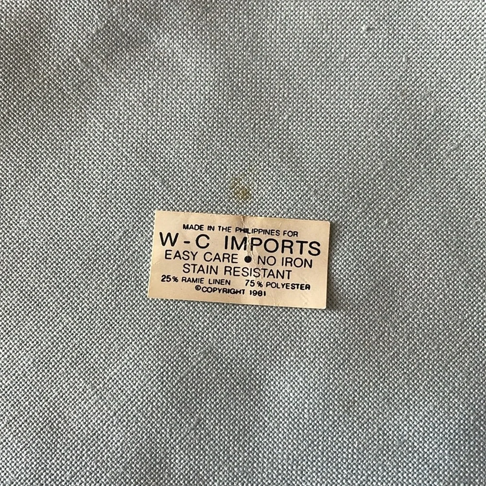 VTG W C Imports Linen Biscuit Cover